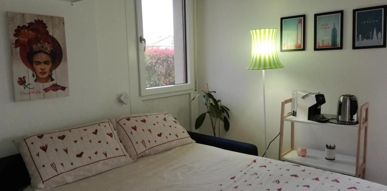 אודינה Nest Eco Guesthouse מראה חיצוני תמונה