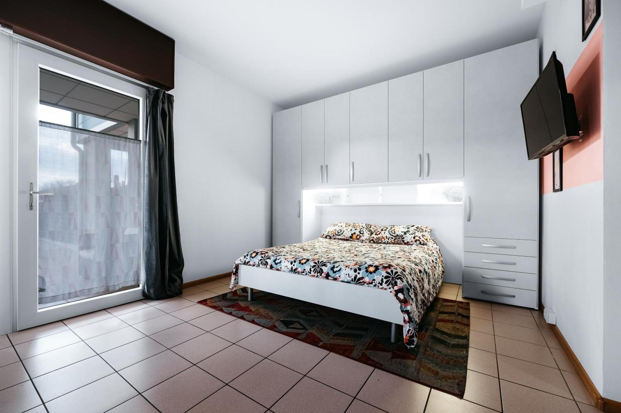 אודינה Nest Eco Guesthouse מראה חיצוני תמונה